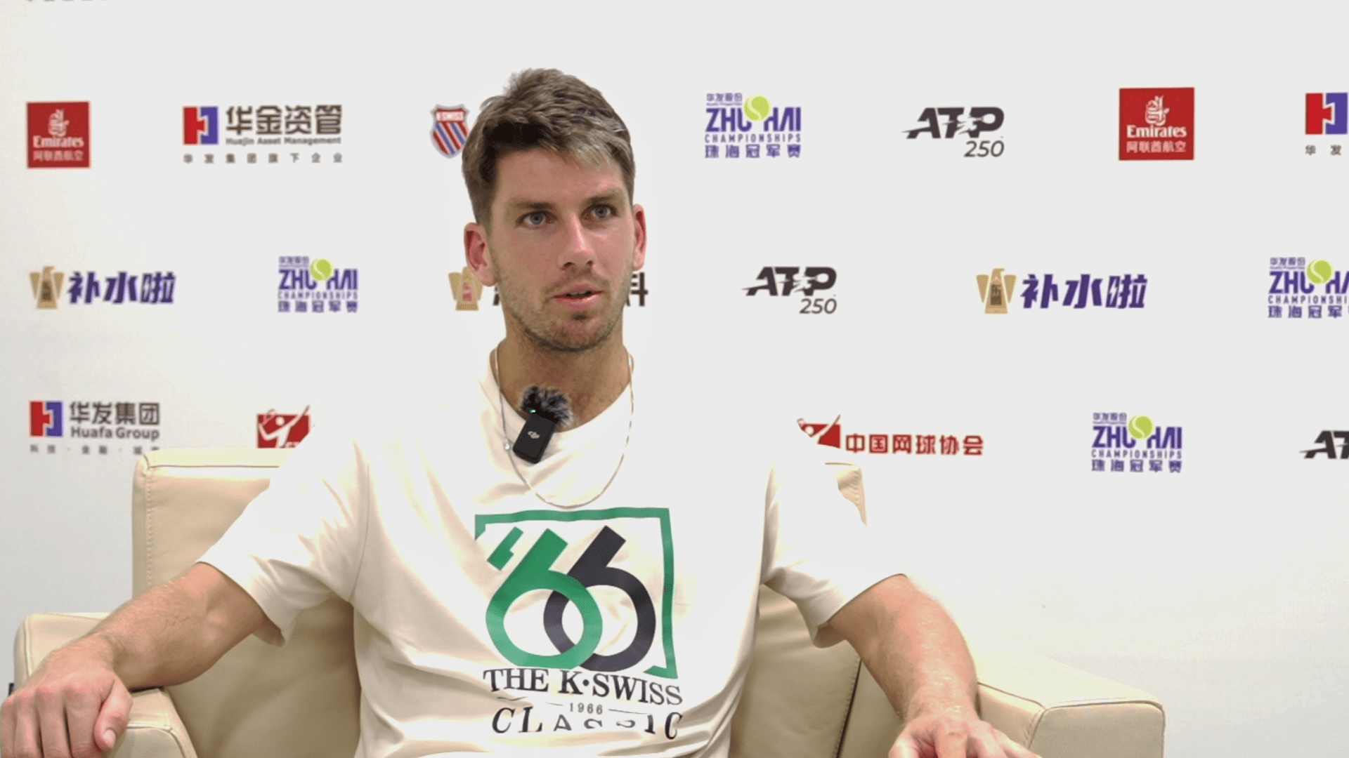 的声明背后 的声明背后