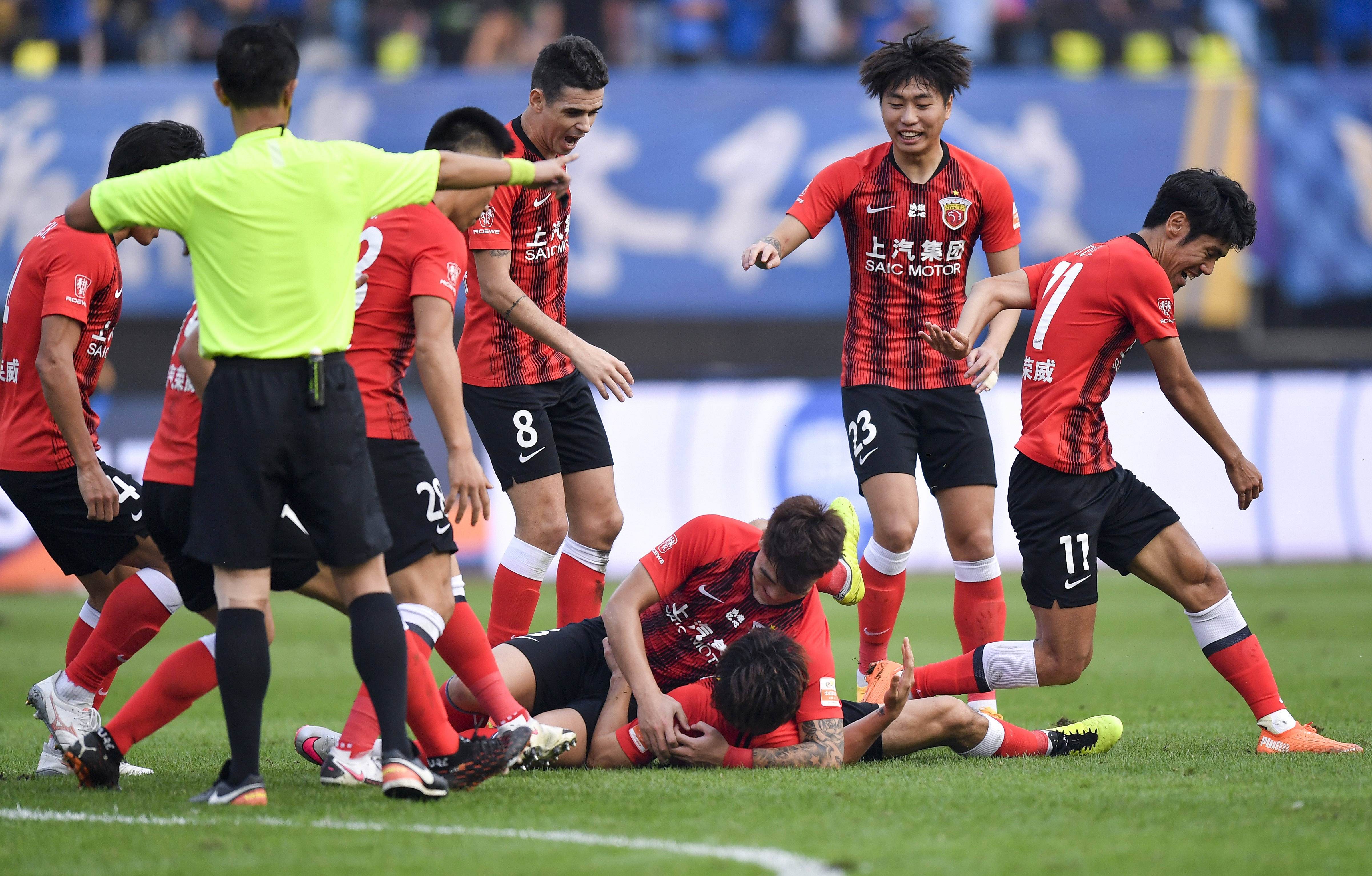 独行侠在进 独行侠在进