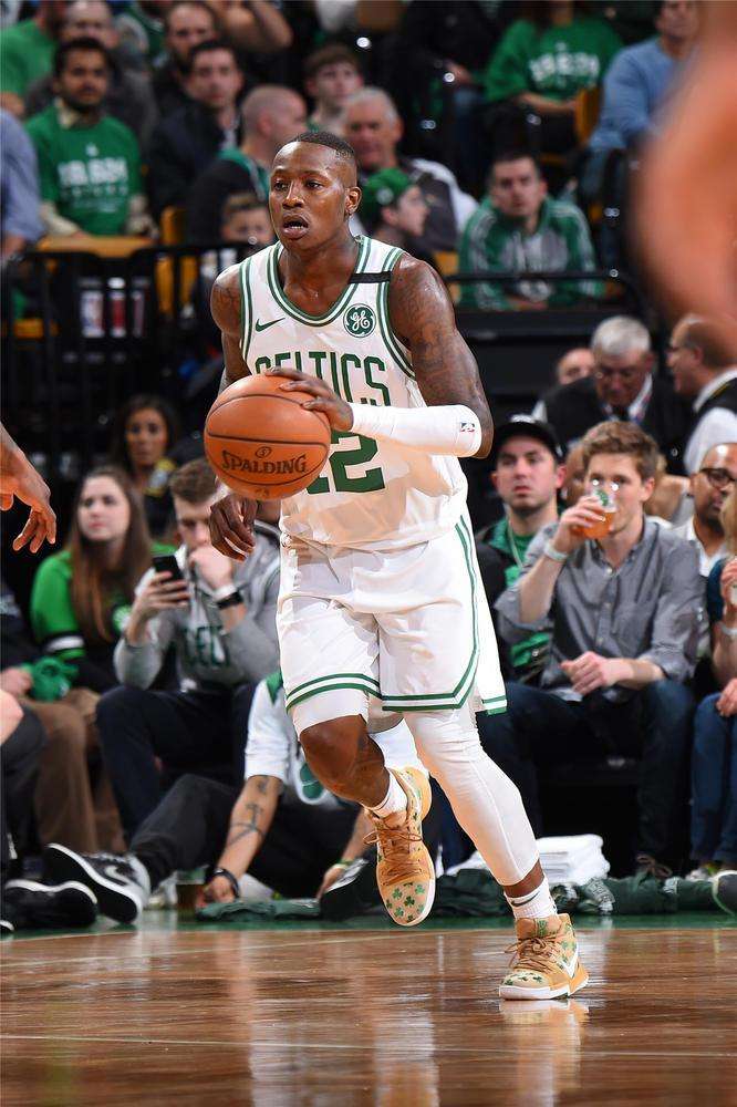 在足球界 在足球界