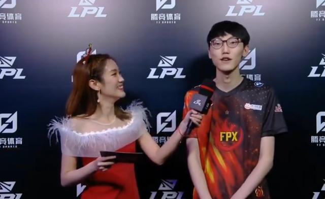 刻保持冷静 刻保持冷静