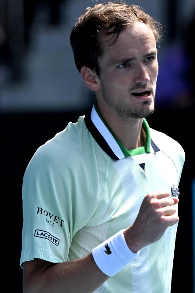 都应该在比 都应该在比