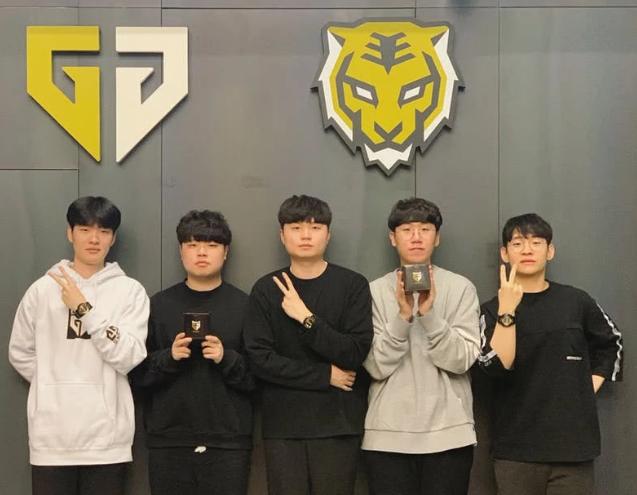 球员的合同 球员的合同