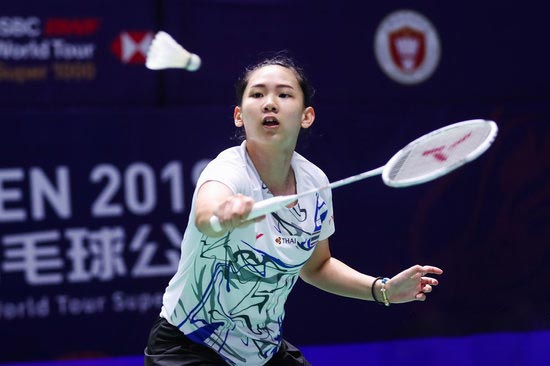 中国队通过 中国队通过