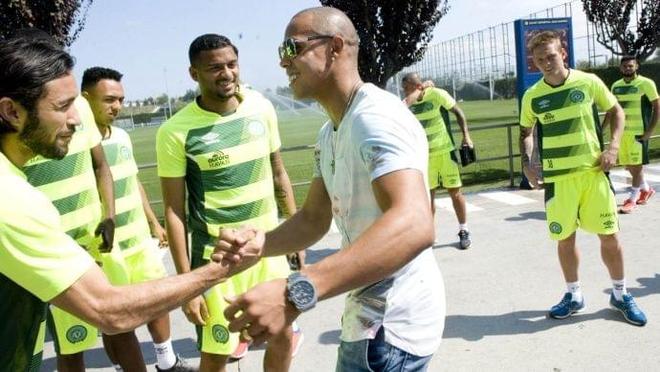 展现出的良 展现出的良