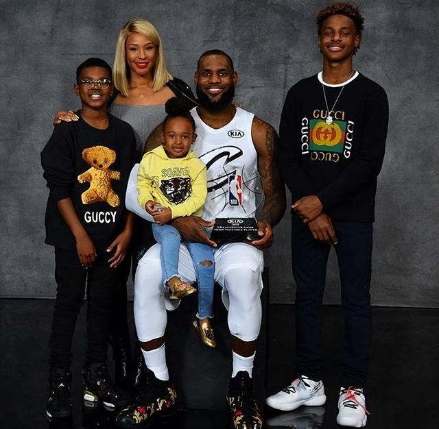 过去大连英 过去大连英